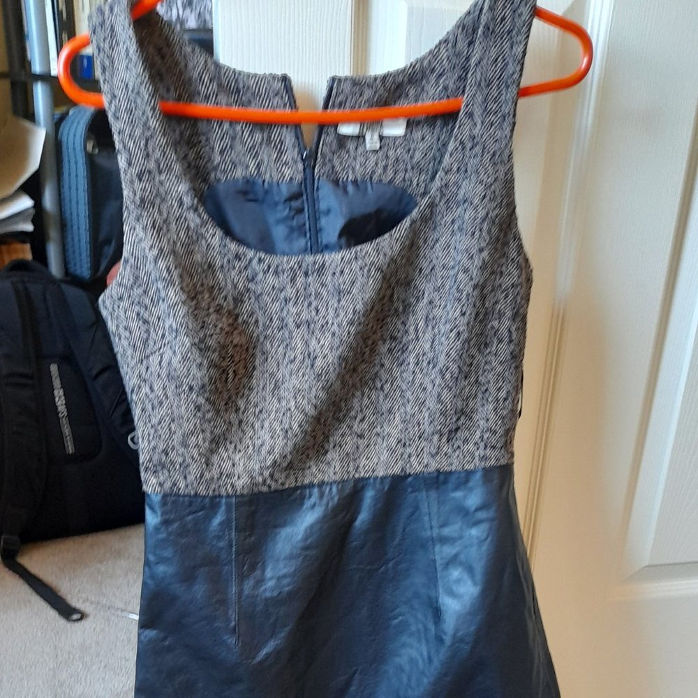 NEW BB Dakota Wool and Leateher Dress Size 6